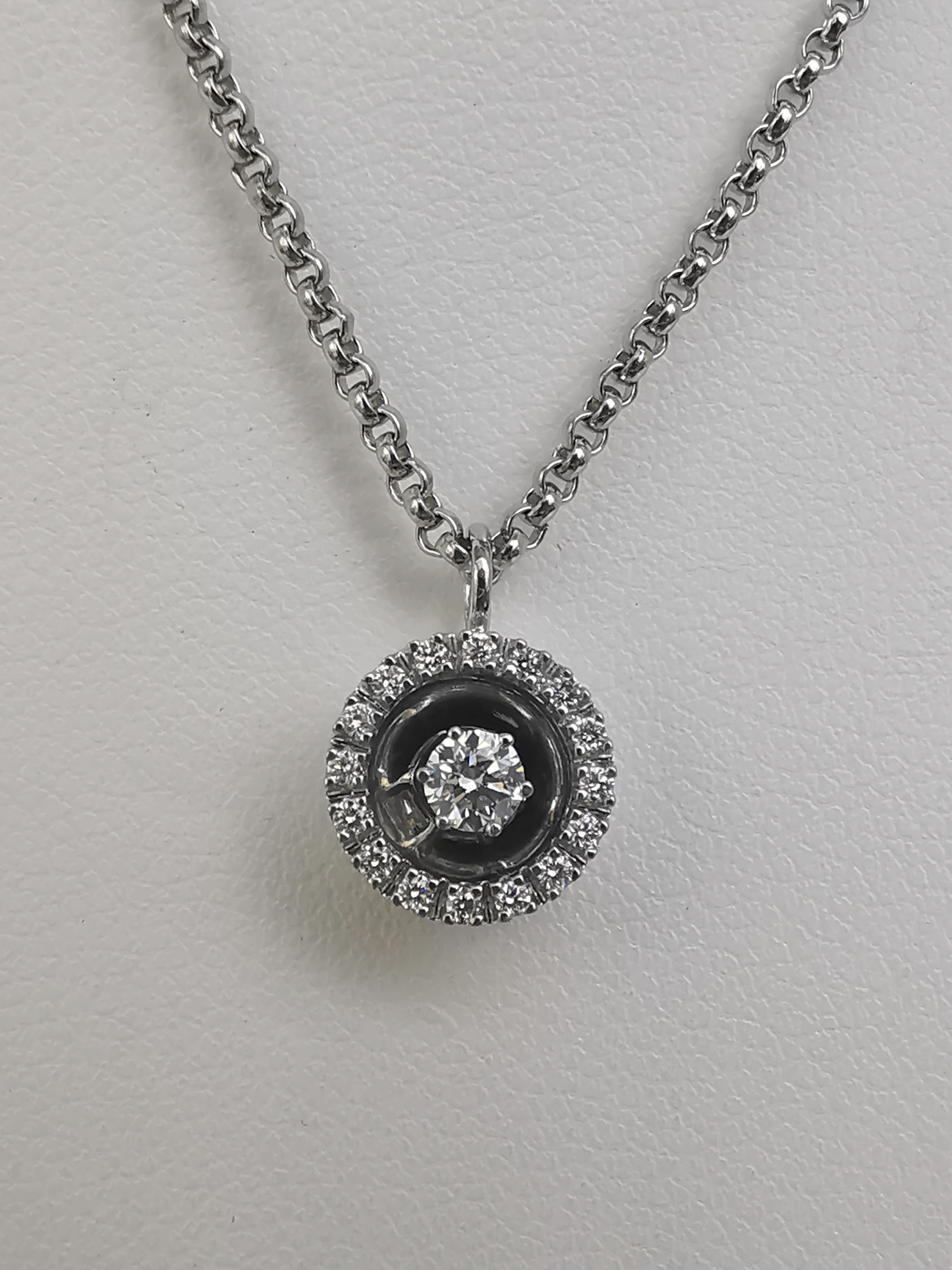 Anhänger mit Brillant+Kette 750|18 Karat Weißgold